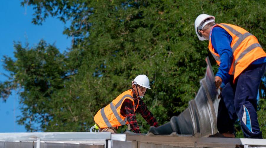 Professional Flat Roofing Installation in Wellsville, PA